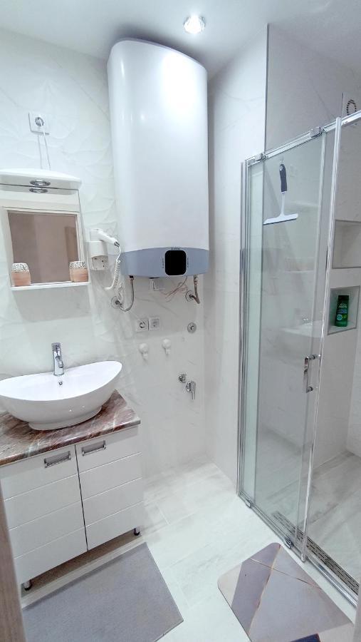 Apartment Bis Belgrad